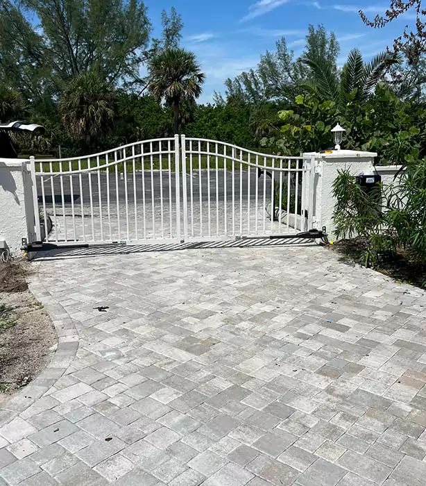 Chain Link Gate Repair Coral Gables